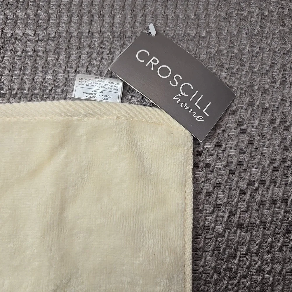 NWT Croscill 